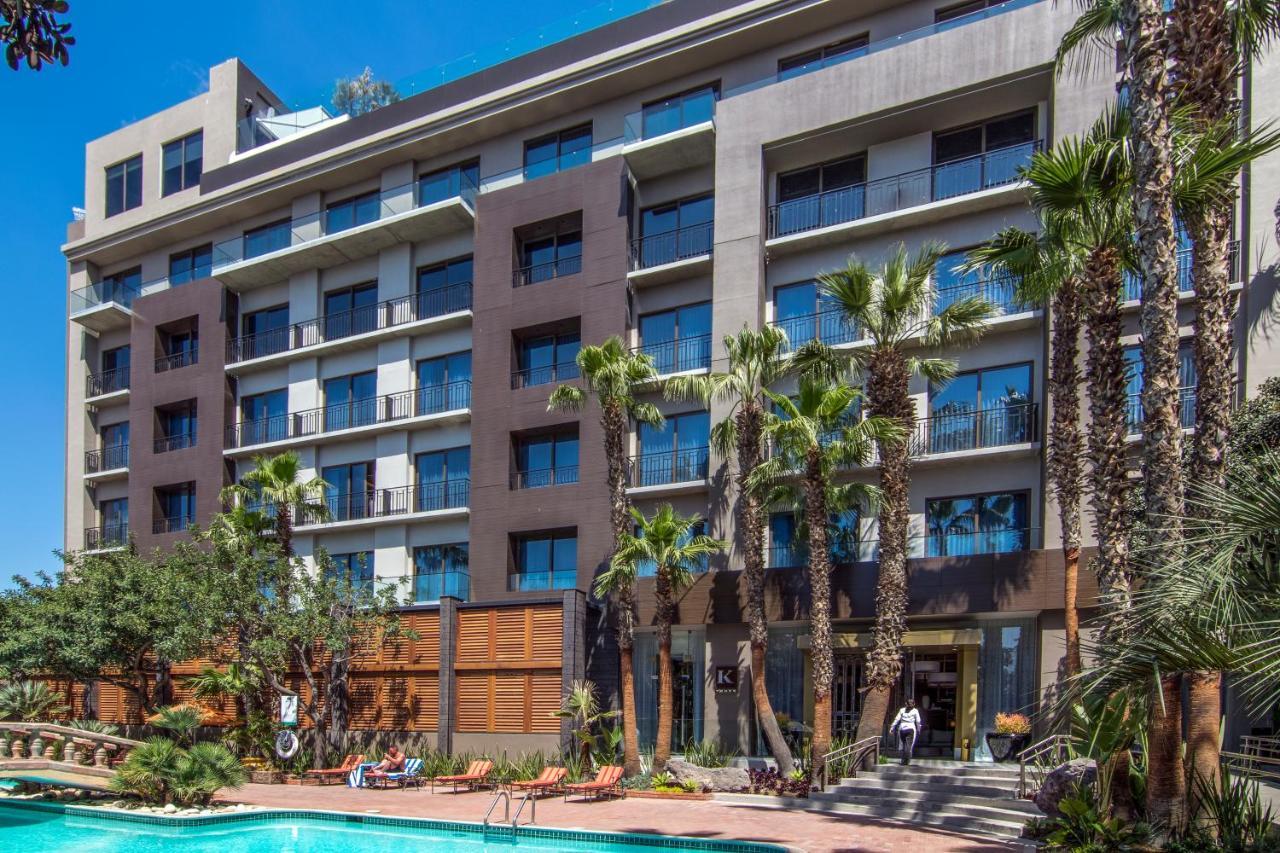 K Tower Boutique Hotel By Lucerna Tijuana Bagian luar foto