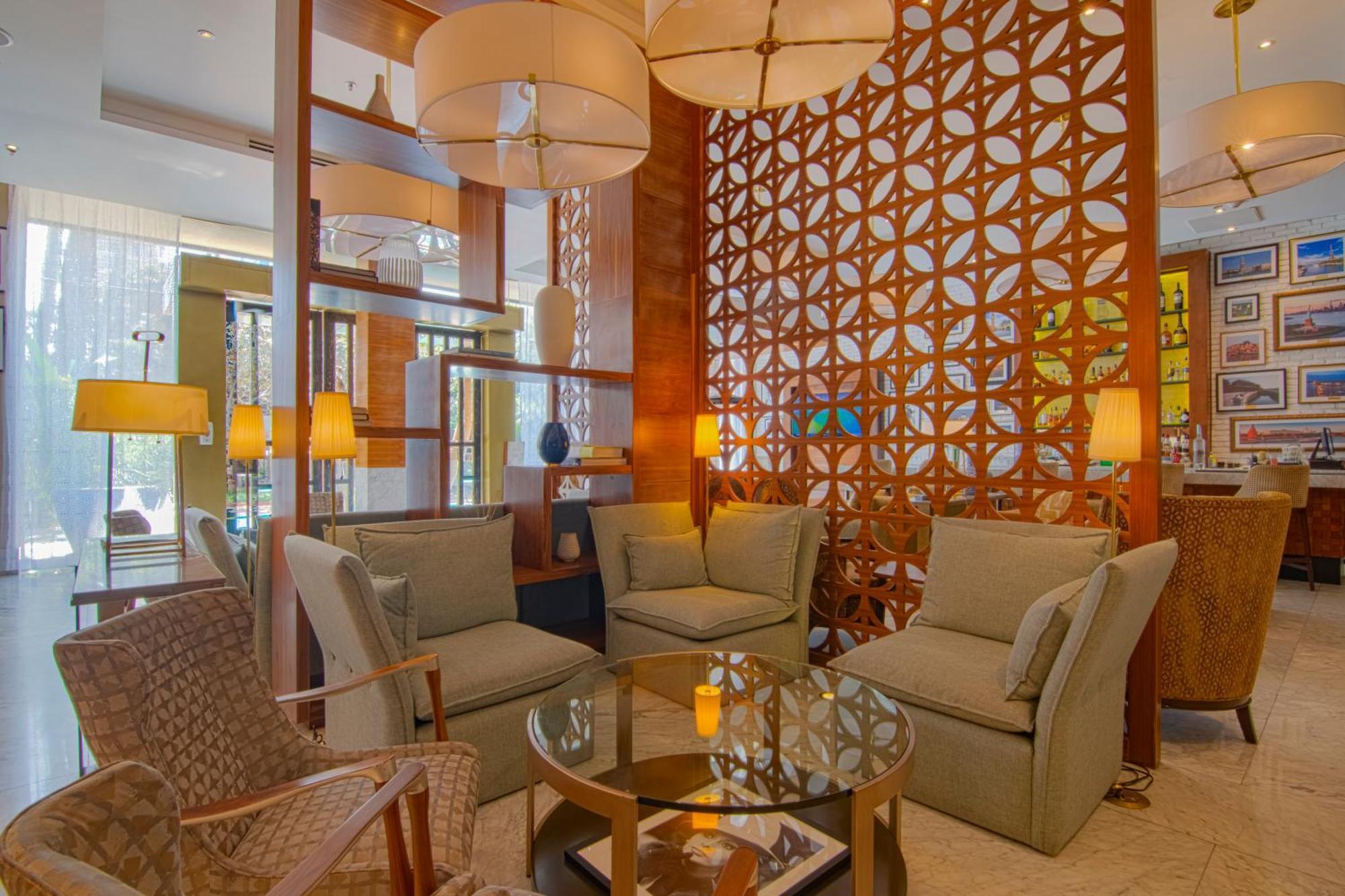 K Tower Boutique Hotel By Lucerna Tijuana Bagian luar foto