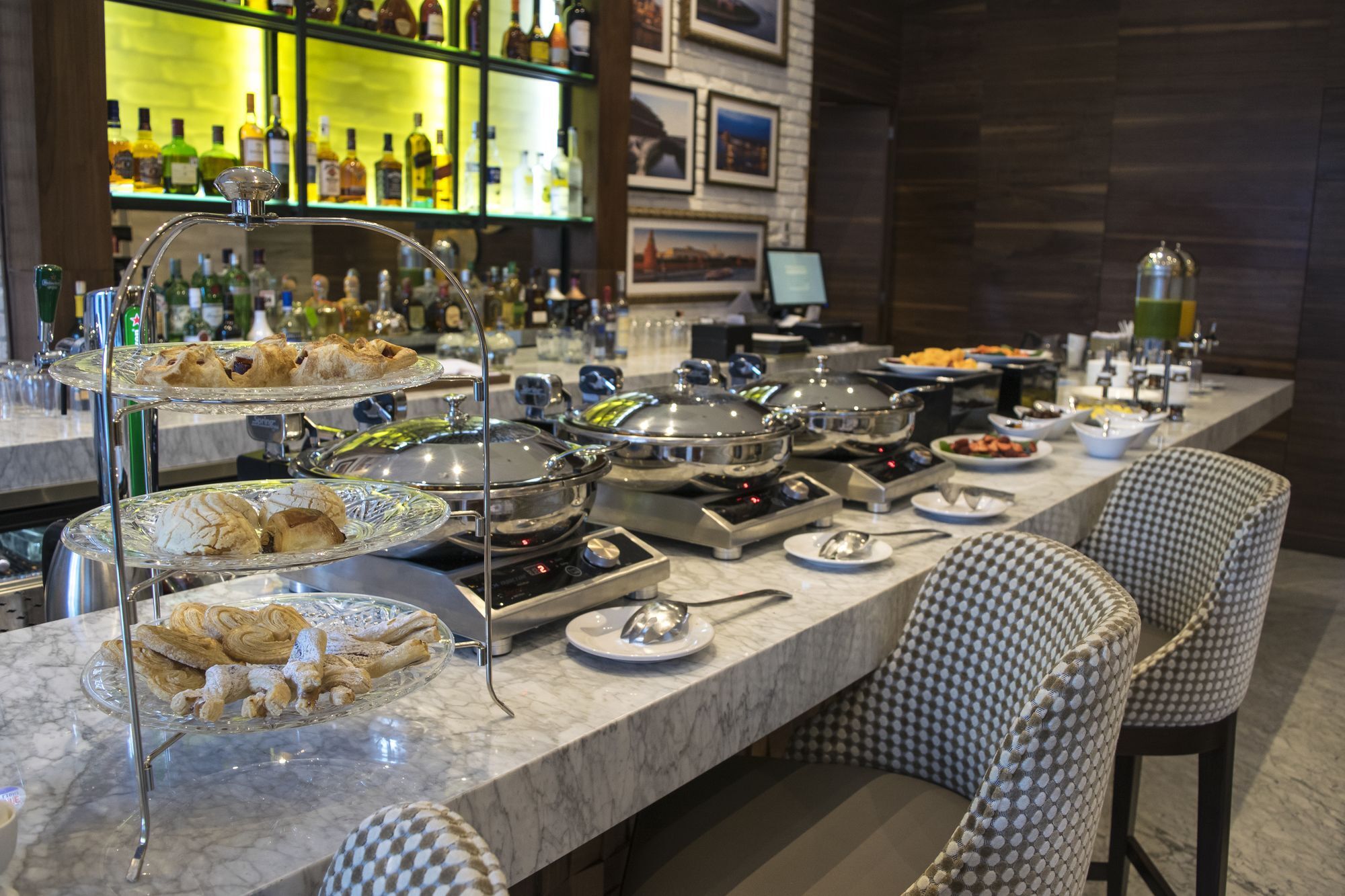 K Tower Boutique Hotel By Lucerna Tijuana Bagian luar foto