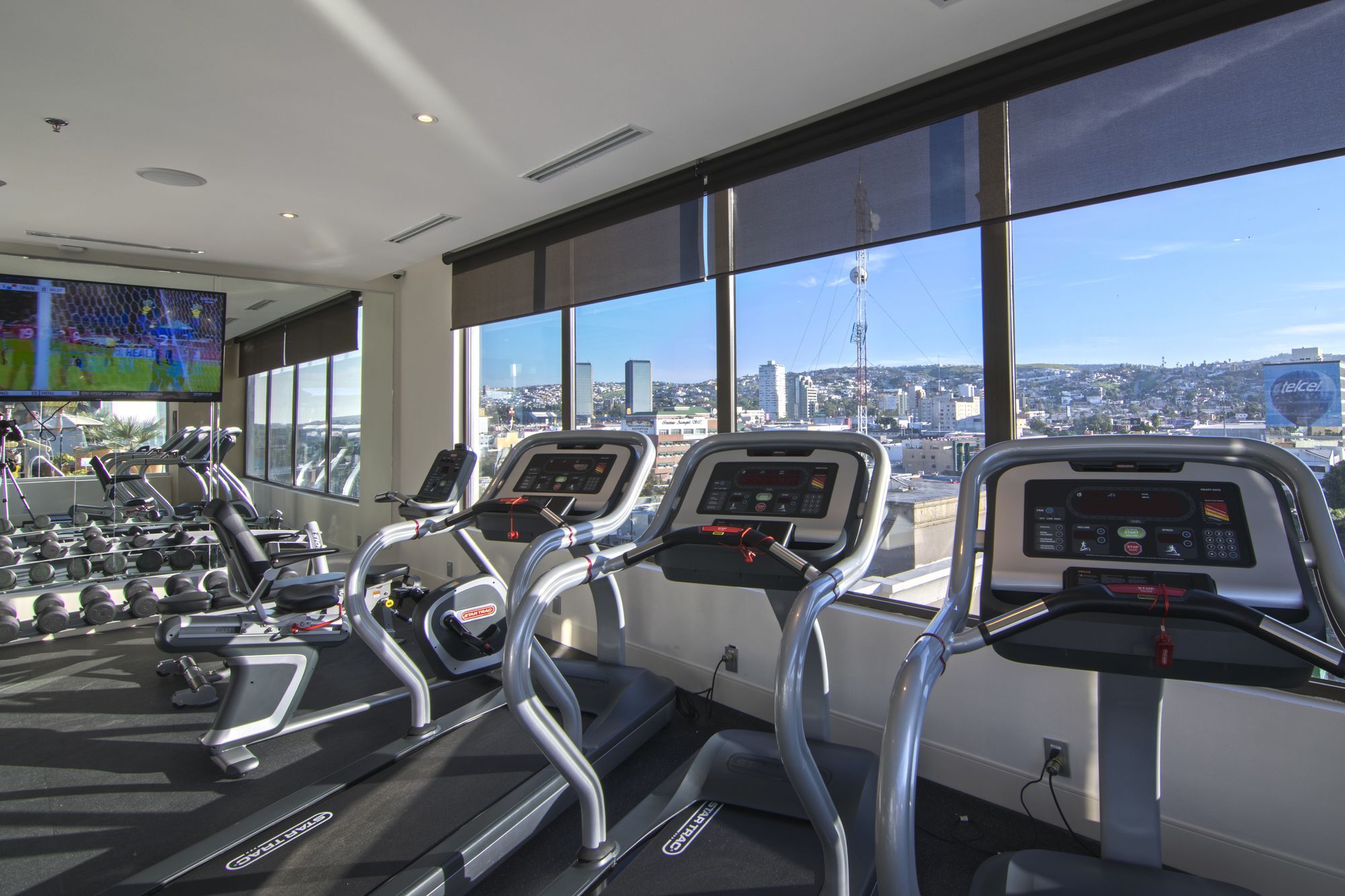K Tower Boutique Hotel By Lucerna Tijuana Bagian luar foto